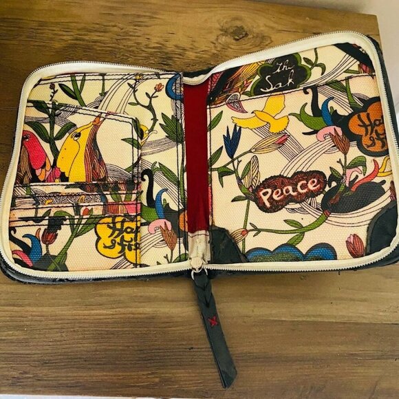 Sakroots Nature and Peace Zippered Organizer Bag Portfolio - Picture 3 of 6